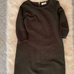 Short casual/formal dress